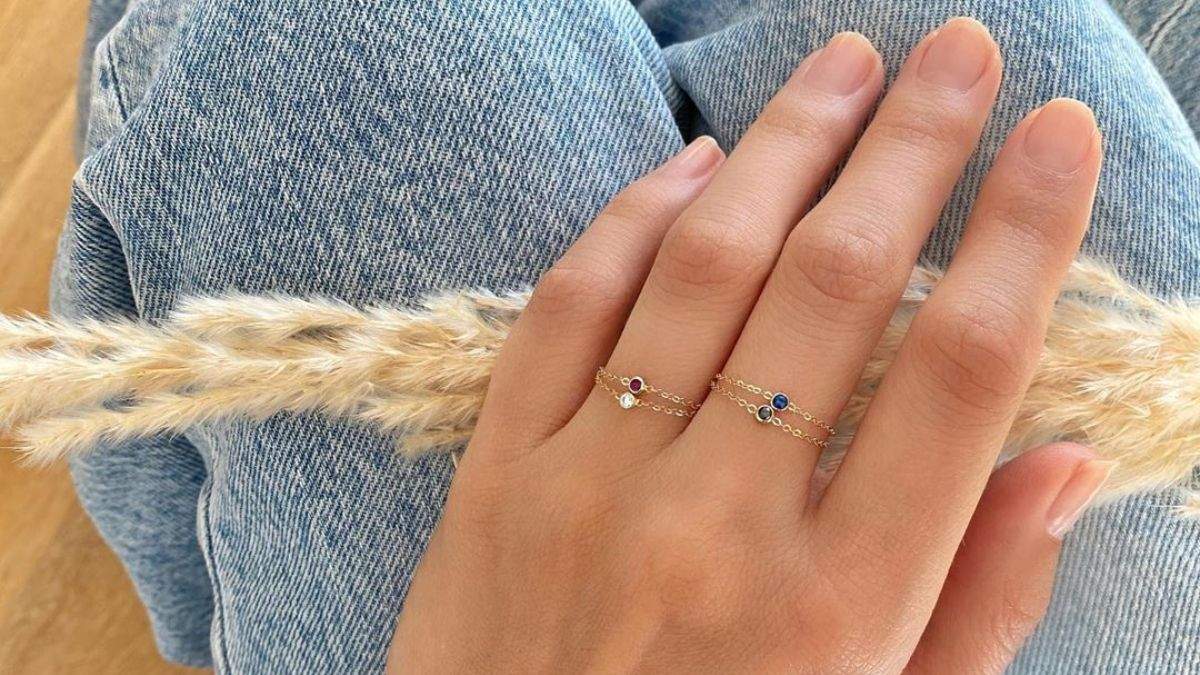 Нюдовий осінній манікюр: 5 ідей для натхнення Нюдовий осінній манікюр: 5 ідей для натхнення